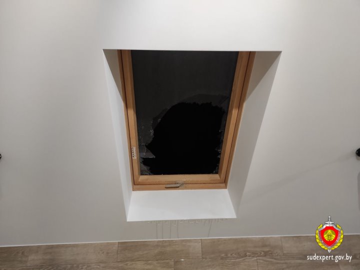 Житель Брестского района похитил сейф с деньгами