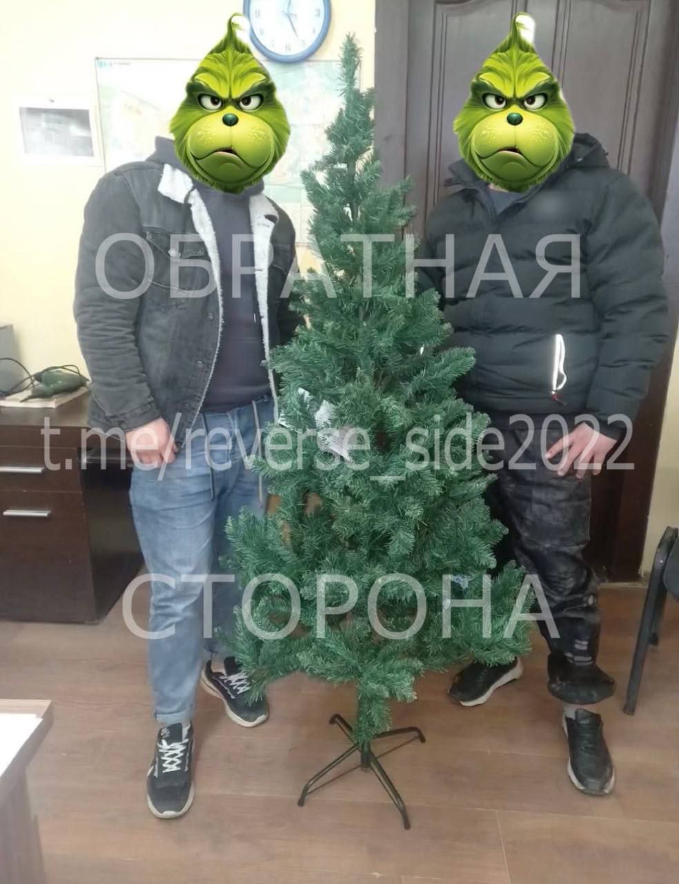 В Лунинце украли ёлку