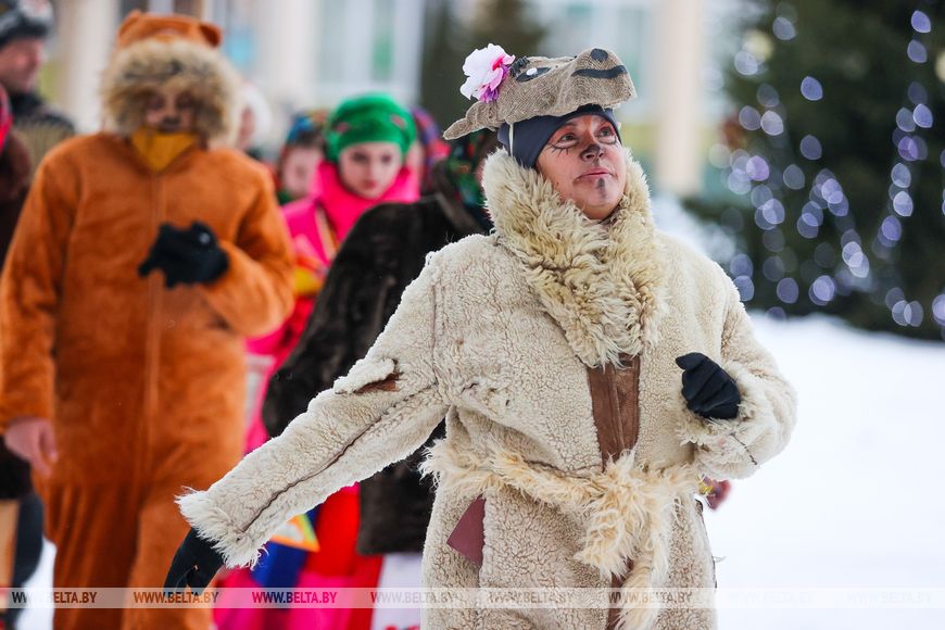 Чем угощают жители Брестского района на Коляды и какие щедрики им поют