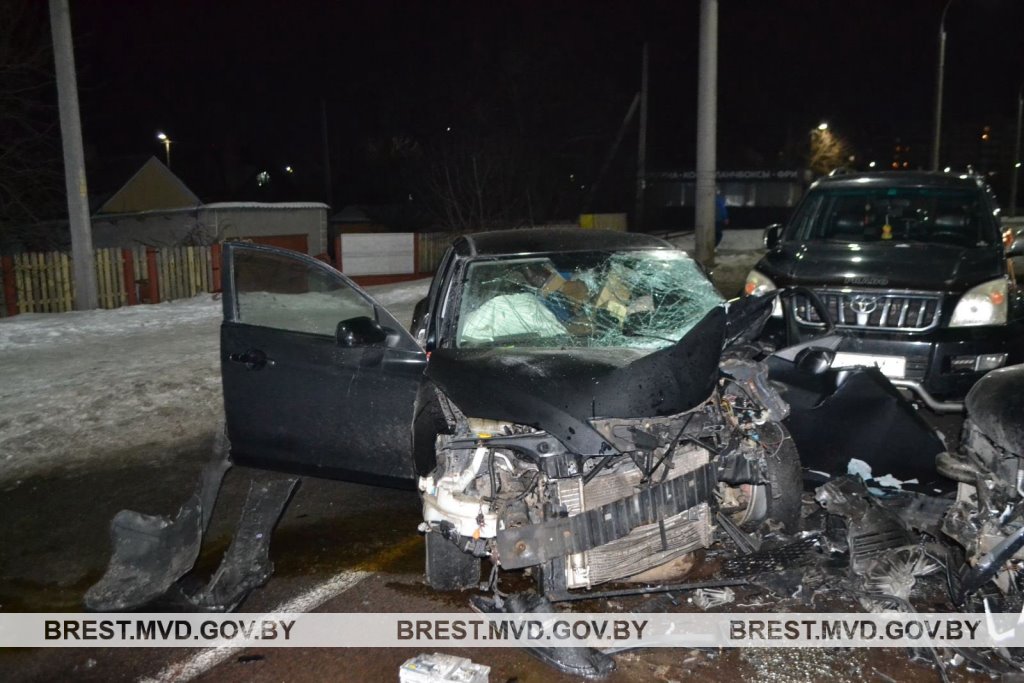 Водитель такси был пьян. Стали известны подробности ДТП на ул.Суворова в Бресте