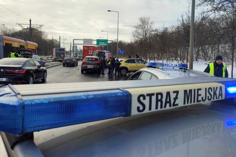 В Варшаве белорус попал в ДТП с тремя автомобилями