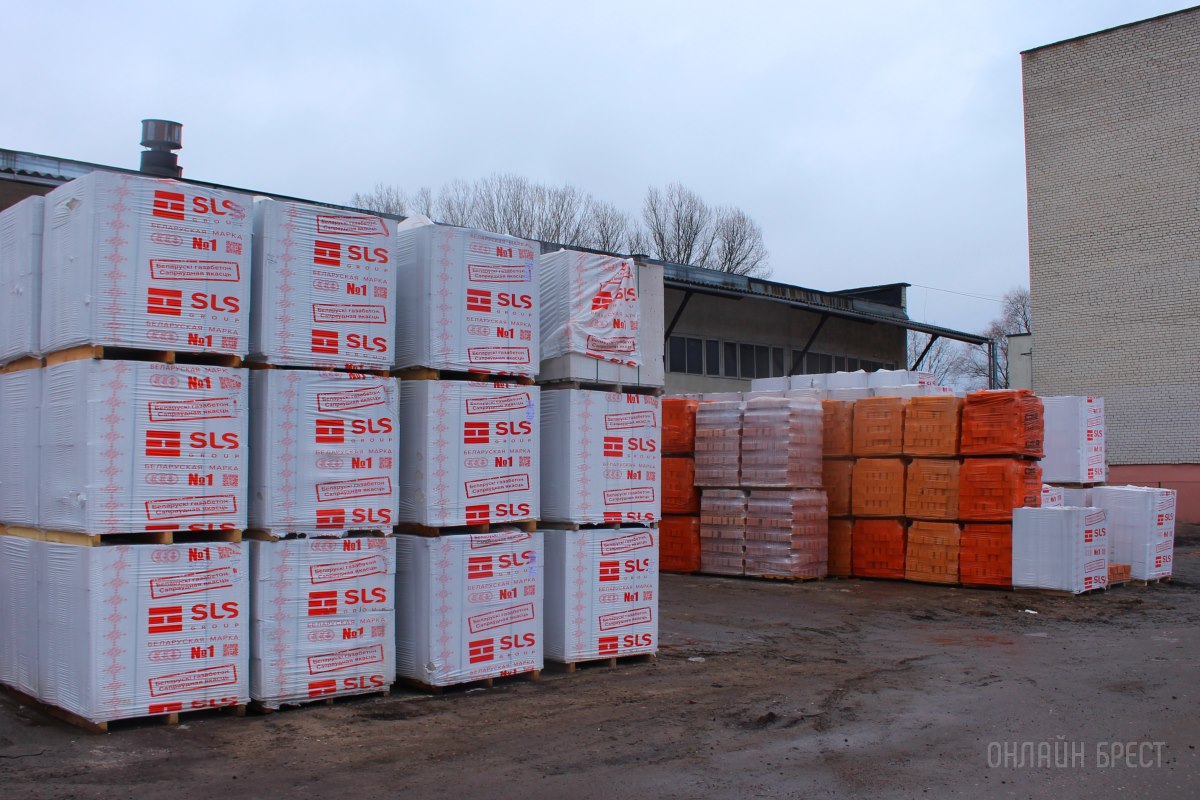 «ЛоремГрупп» доверяют строительство уже 10 лет! Брестский магазин стройматериалов на Ясеневой, 20А празднует свой юбилей