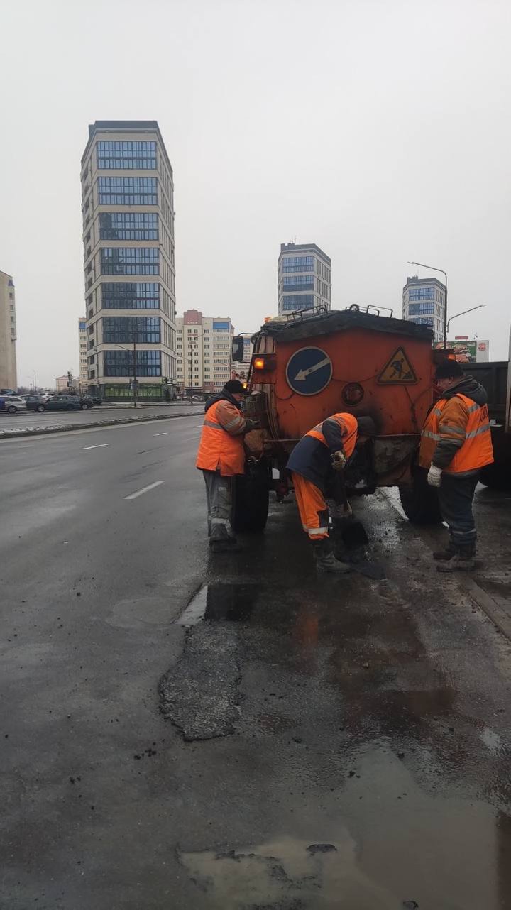В Бресте продолжаются работы по ямочному ремонту дорог. Где именно?