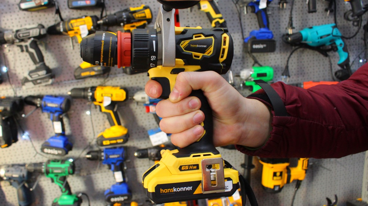 Надежным мужчинам дарите надежные инструменты в магазинах «АмайзТрейд» в Бресте