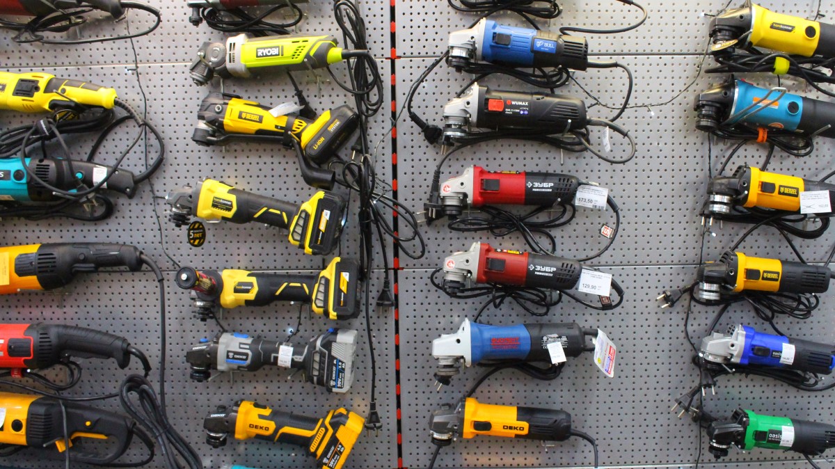 Надежным мужчинам дарите надежные инструменты в магазинах «АмайзТрейд» в Бресте