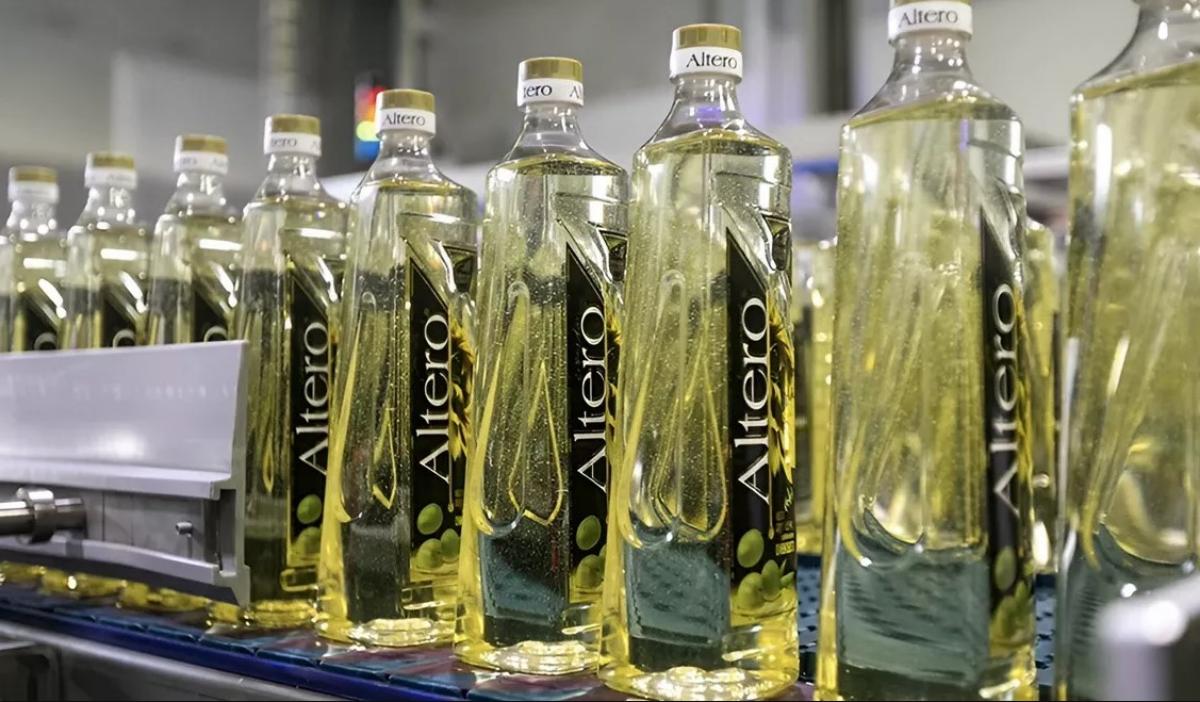 «Евроторг» снял с продажи популярное подсолнечное масло Almaro