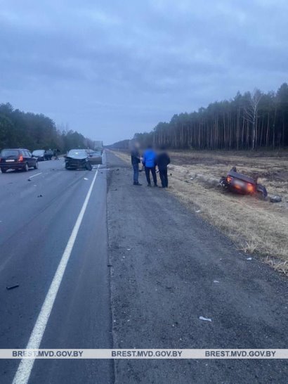 Лобовое ДТП на М-10 в Пинском районе. ГАИ рассказал подробности