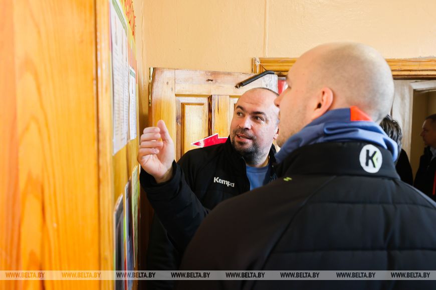 Брестские гандболисты приняли участие в досрочном голосовании