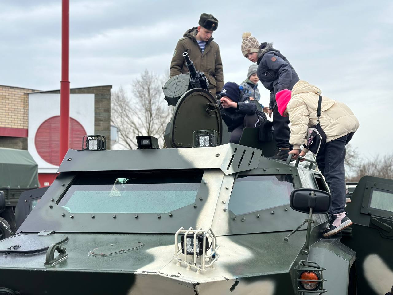 Брестчан и гостей города приглашают на праздник в честь Дня защитников Отечества