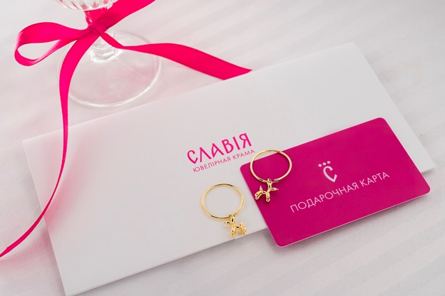 Колье с жемчужиной от 9.99 рублей – где в Бресте искать выгодные новогодние подарки?