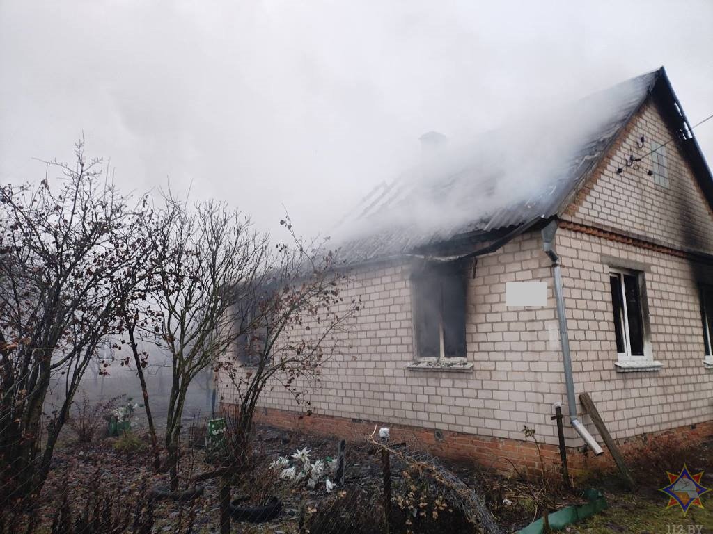 В Кобринском районе соседки спасли пенсионера