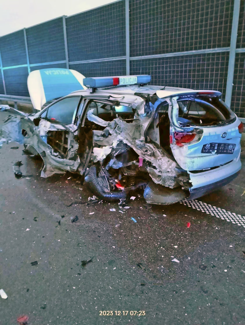 Что стало с польской полицией, которую «прошил» автобус из Варшавы в Гродно