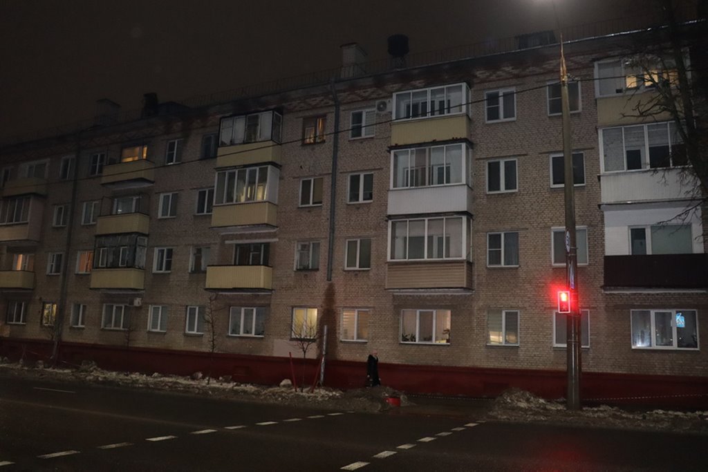 В Гомеле на гимназисток упала ледяная глыба. Возбуждено уголовное дело