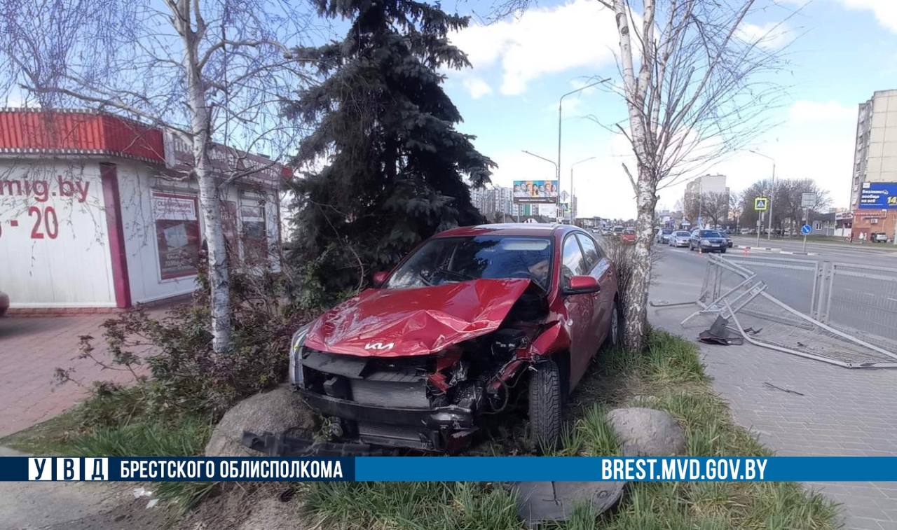 В Бресте пьяный водитель совершил ДТП
