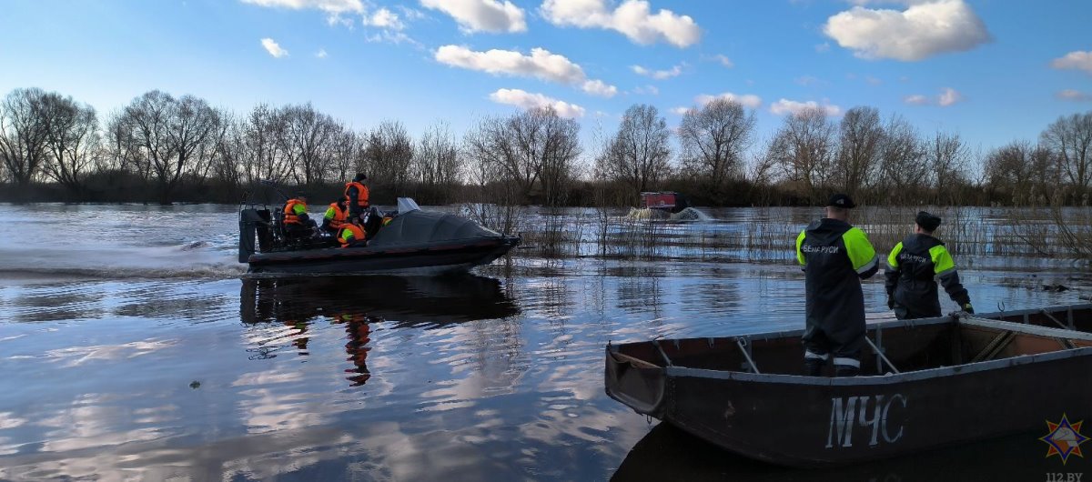 Учения спасателей на случай паводка прошли в Пинском районе