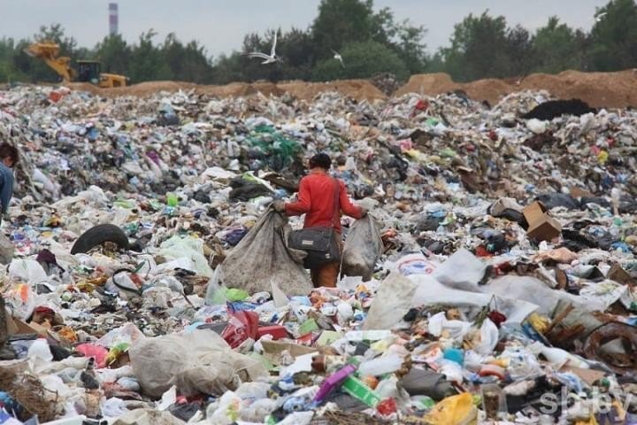 Мусорным валом меньше стало вокруг Бреста