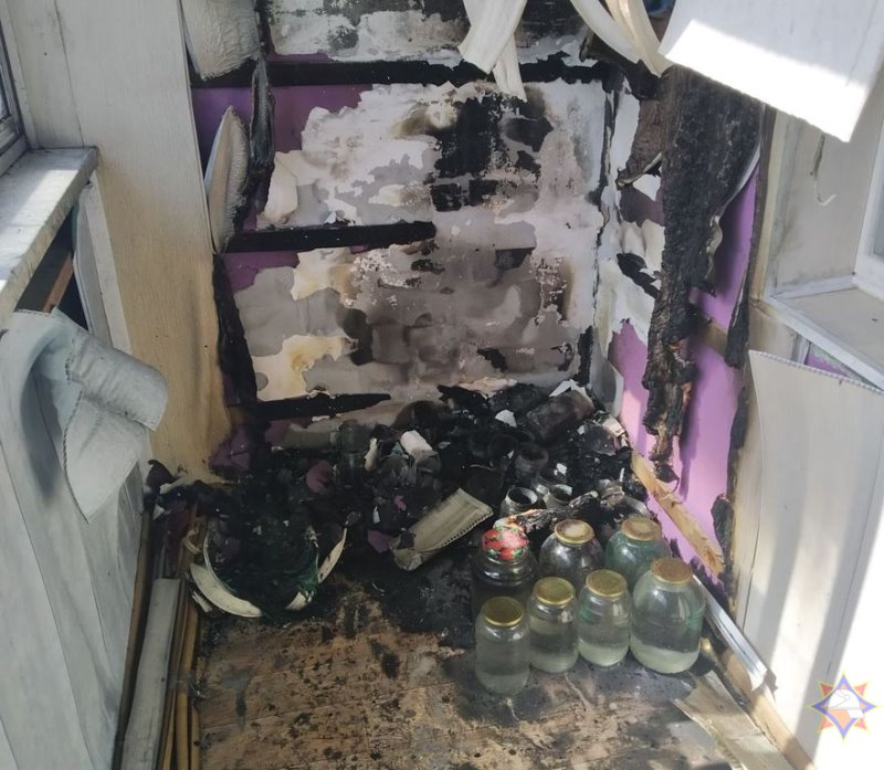 Из-за банки чуть не сгорела квартира