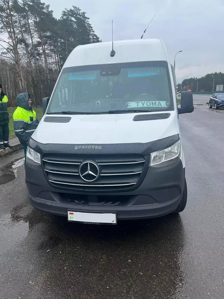 Первый случай в Беларуси: за незаконную деятельность изъяли маршрутку