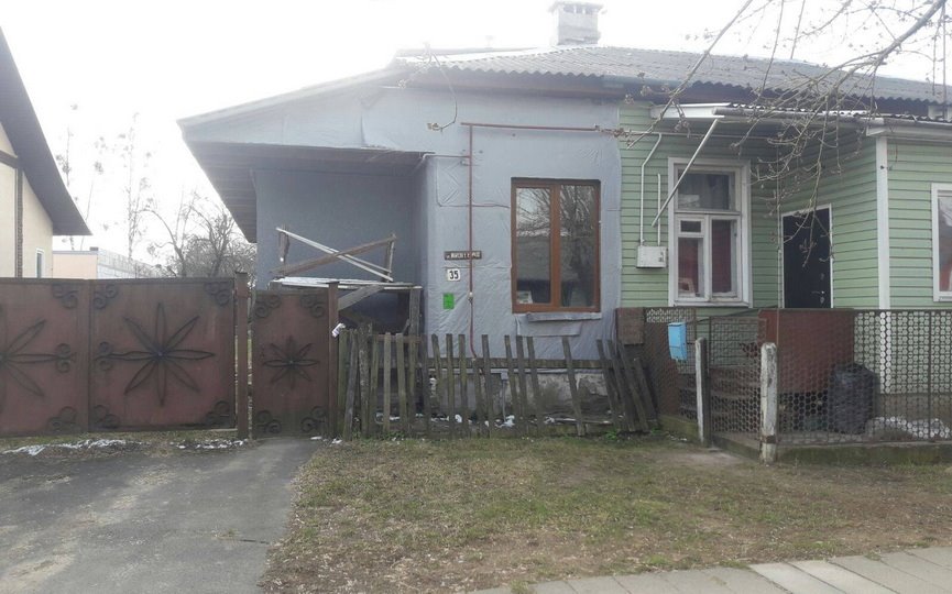 От 2 до 15 базовых за некрашеный забор. Жителей частного сектора Барановичей призывают к порядку