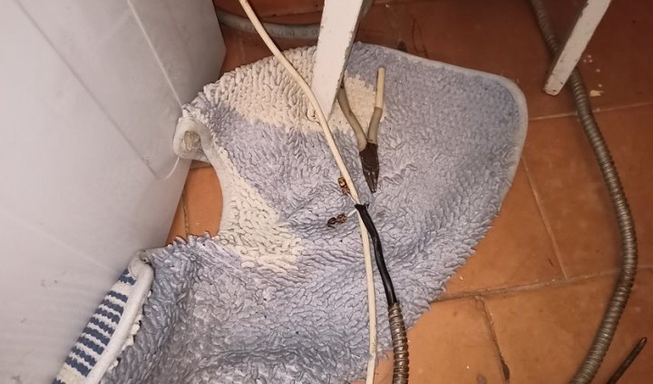 В Беларуси от удара током погиб пенсионер