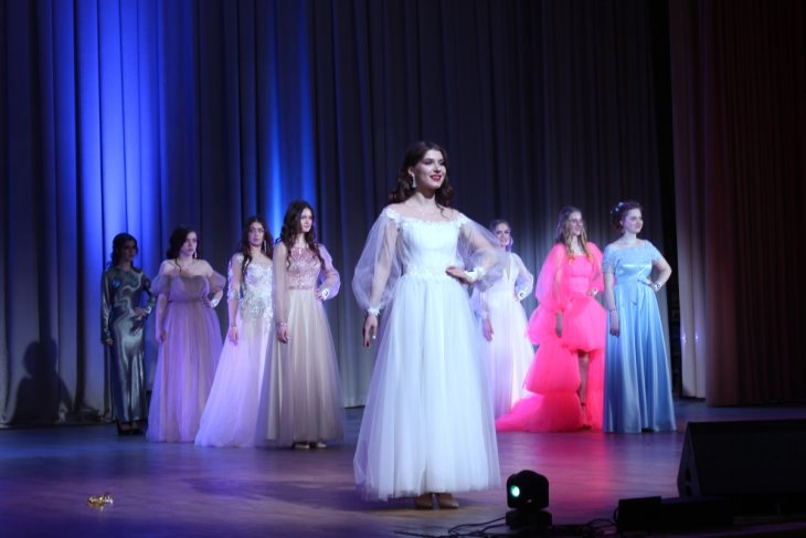 В Кобрине прошел конкурс грации и артистического мастерства «Мисс Весна – 2023»