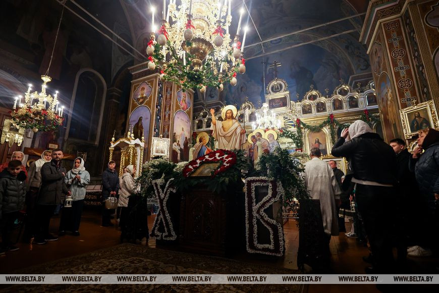Богослужение в Свято-Симеоновском кафедральном соборе Бреста