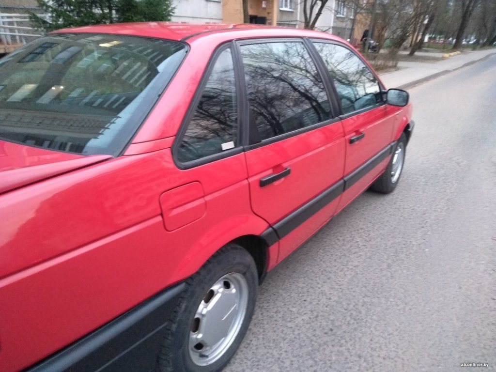 Найден Volkswagen Passat B3 в состоянии, близком к идеальному. Сколько просит за него владелец?