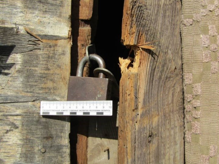 В Пинске взяли серийных воров. Они рассказали, как выбирали дома