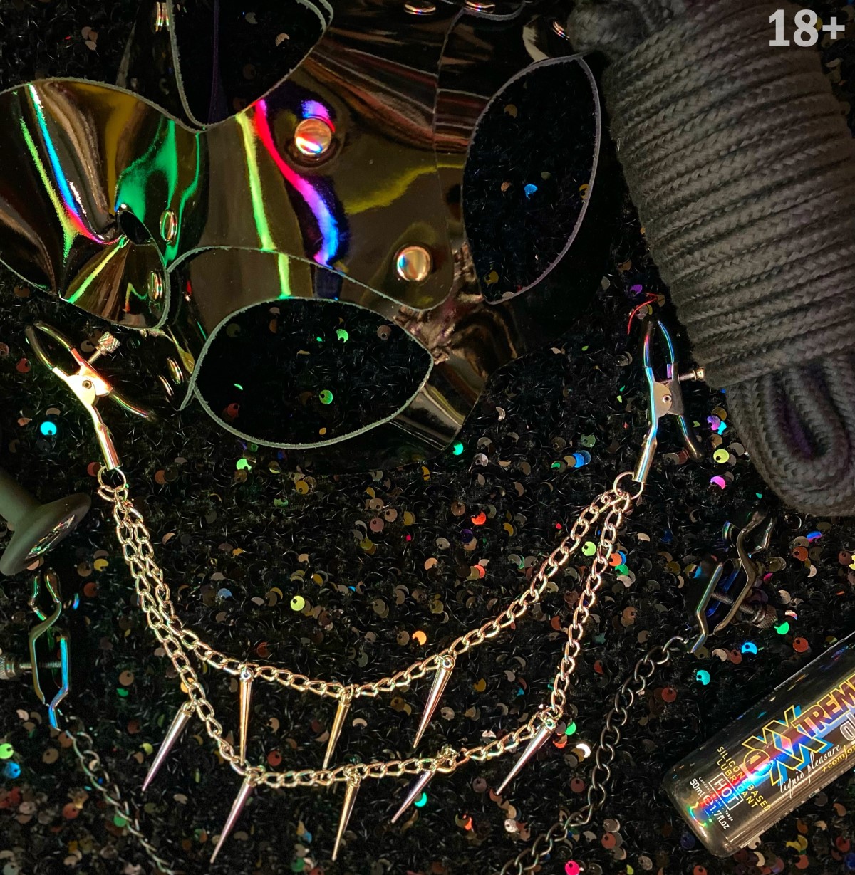 18+ Добро пожаловать во «Взрослый мир»! Место, где оживает страсть, и расширяются границы удовольствия