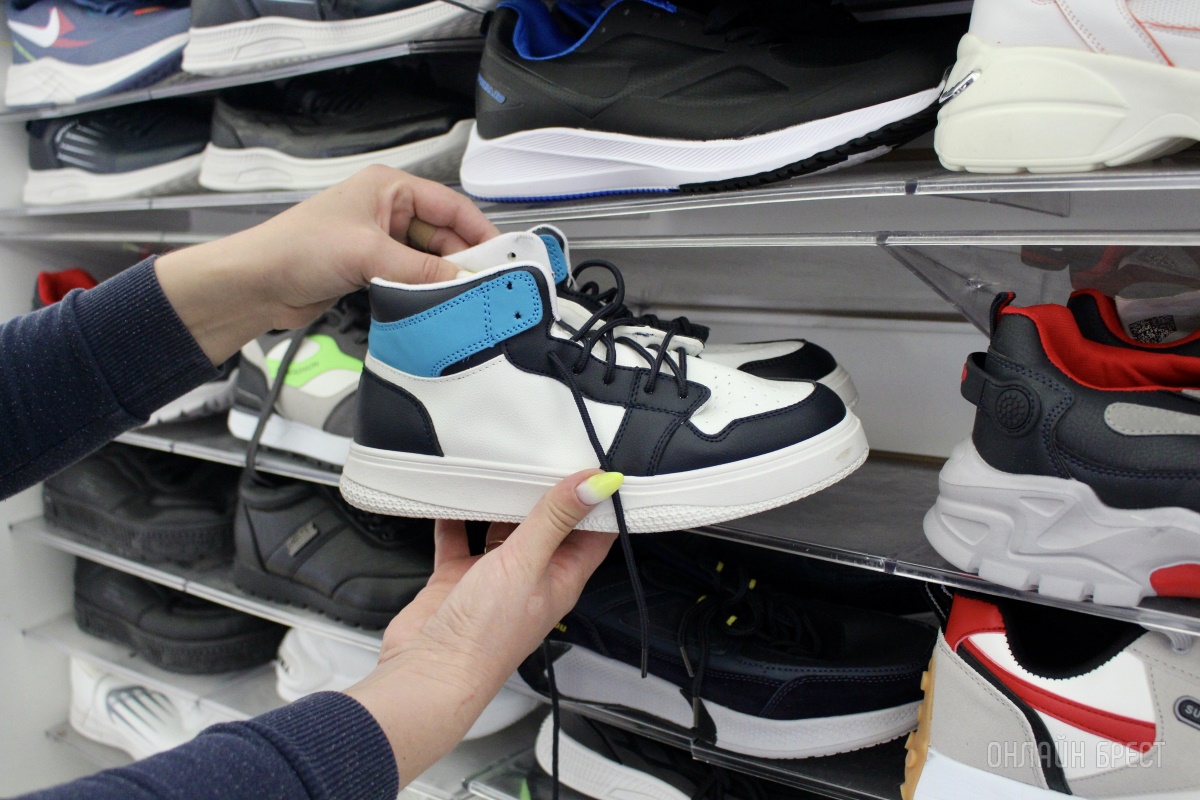 Не пропусти открытие большого магазина одежды и обуви на Востоке в Бресте