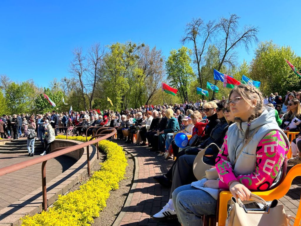В парке культуры и отдыха чествовали победителей конкурса профессионального мастерства «Умельцы Брестчины»
