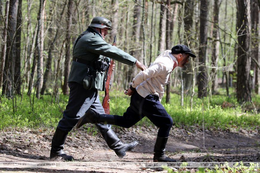 Военно-патриотическая акция «Победа - гордость поколений» прошла около деревни Мохро Ивановского района