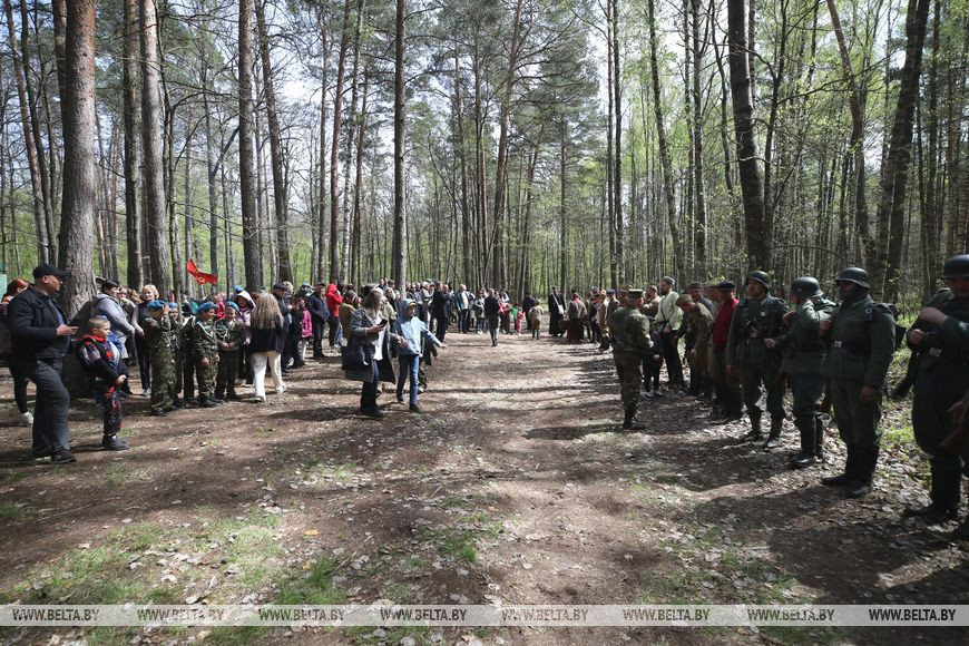 Военно-патриотическая акция «Победа - гордость поколений» прошла около деревни Мохро Ивановского района