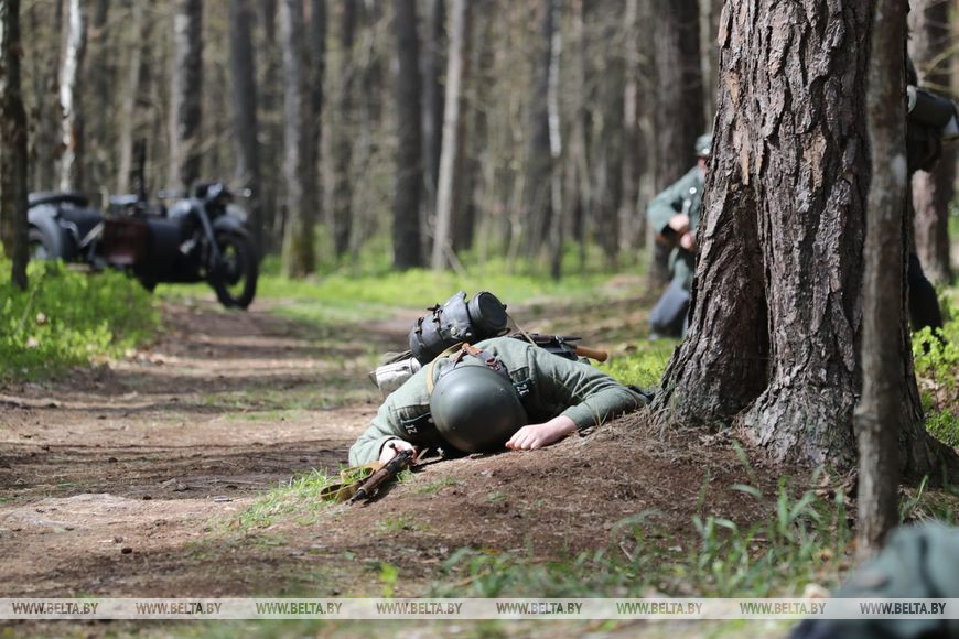 Военно-патриотическая акция «Победа - гордость поколений» прошла около деревни Мохро Ивановского района
