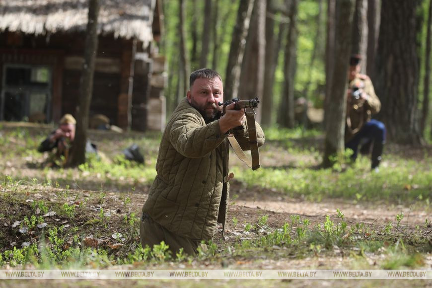 Военно-патриотическая акция «Победа - гордость поколений» прошла около деревни Мохро Ивановского района
