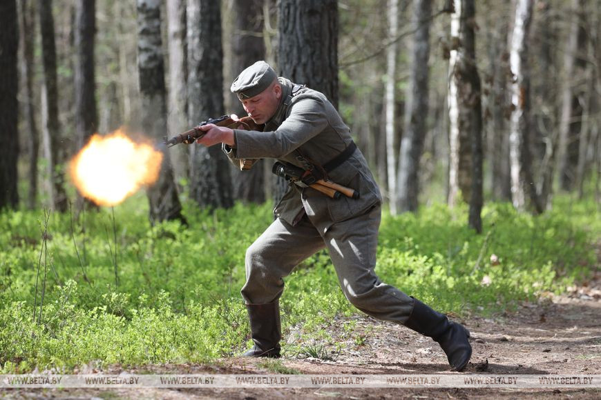 Военно-патриотическая акция «Победа - гордость поколений» прошла около деревни Мохро Ивановского района