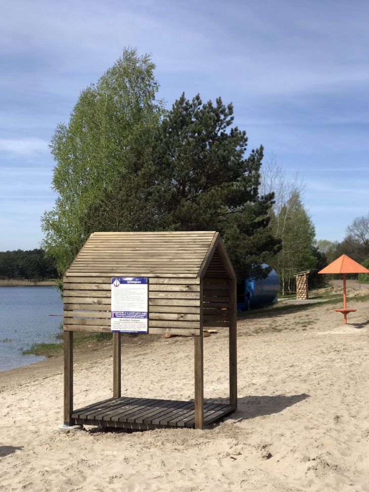 Пляжи Кобринского района готовятся принимать отдыхающих — обустроили площадку с мангалом, добавили велопарковки