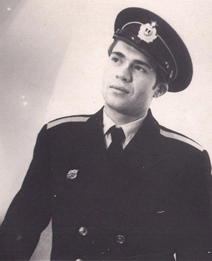 Истории белорусов выживших в экстремальных условиях: спасение в авиакатастрофе и под лавиной, «смертник» на атомной подлодке и отшельник в Антарктиде