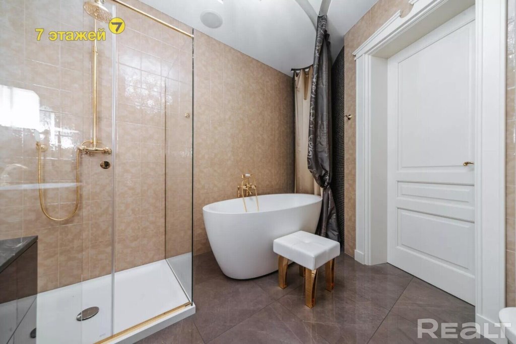 Цена — 2,2 млн долларов. Показываем, как выглядит самая дорогая квартира в Минске