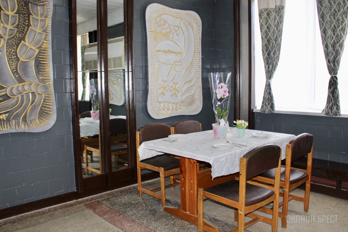 Стоит здесь пообедать! Новая столовая в Бресте с восточной кухней и хорошими ценами
