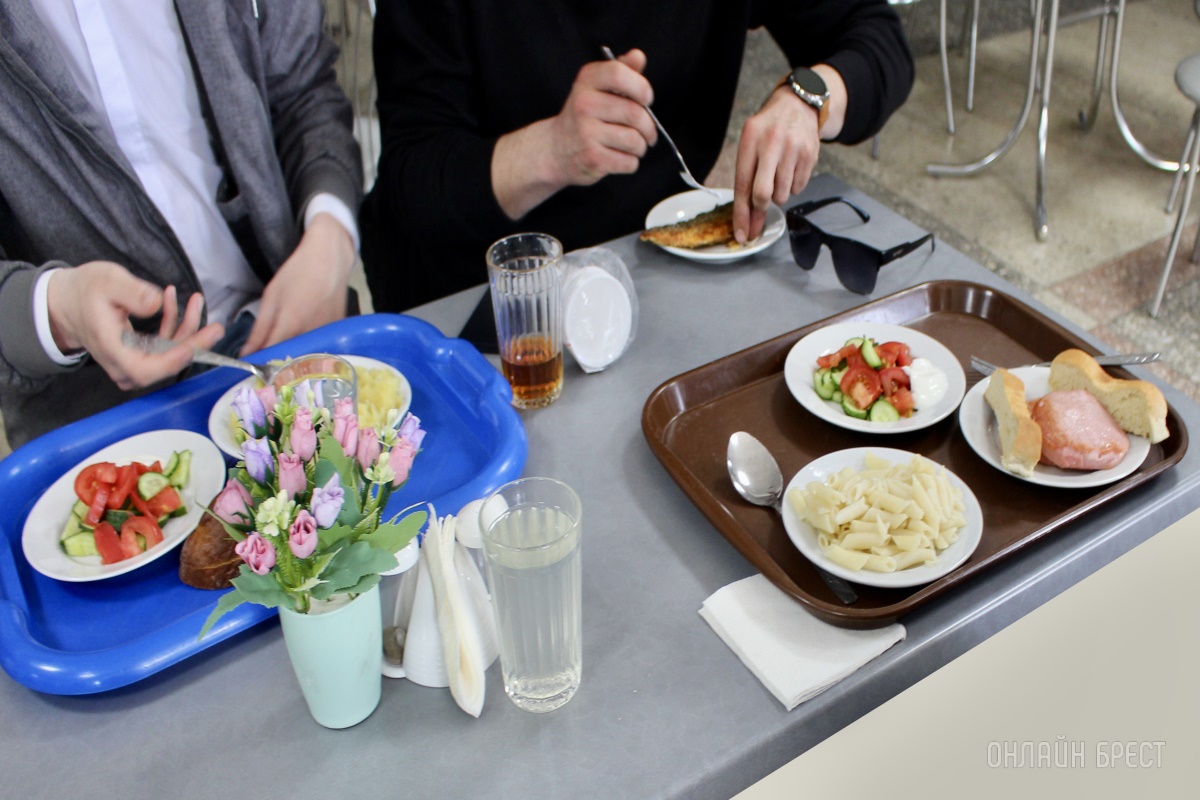 Врач рассказала, чем может обернуться отказ от завтрака