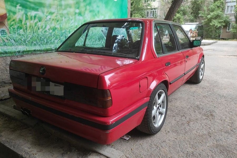 Умели же делать? Эти машины выпущены в 80-х и до сих пор чувствуют себя хорошо