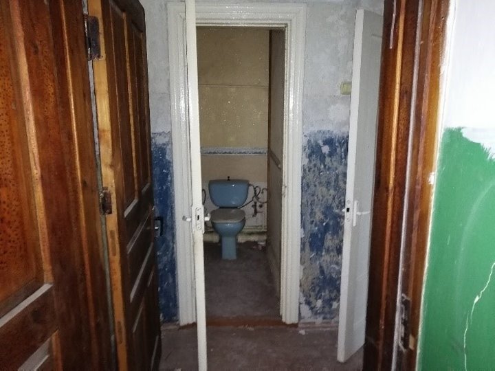 В Брестской области треугольная квартира в столетнем доме попала на аукцион за долги иностранного гражданина