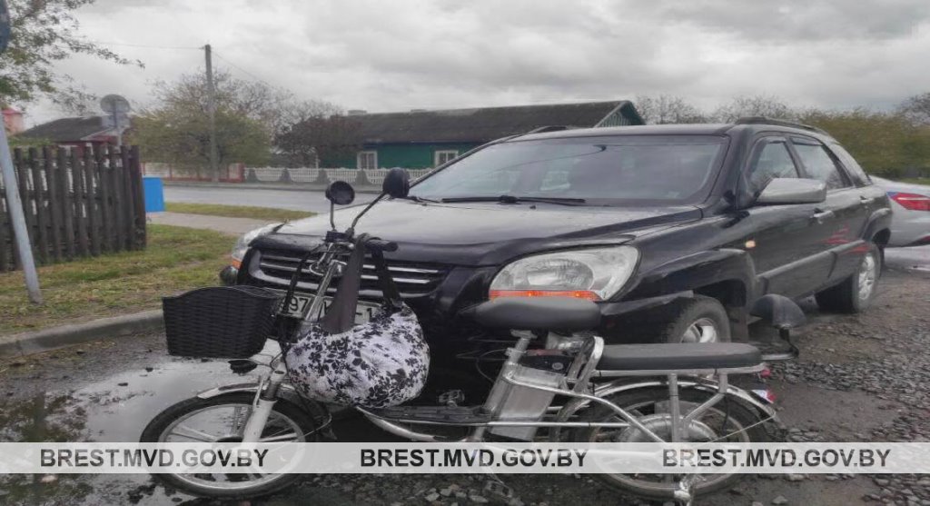 В Иваново водитель Kia сбил 58-летнюю велосипедистку