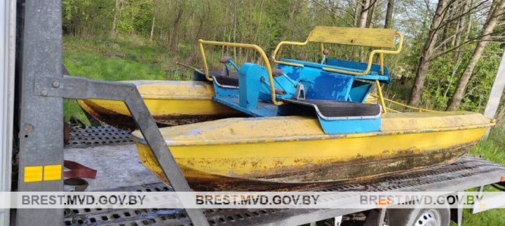 Подростки украли катамаран. Случай в Брестской области