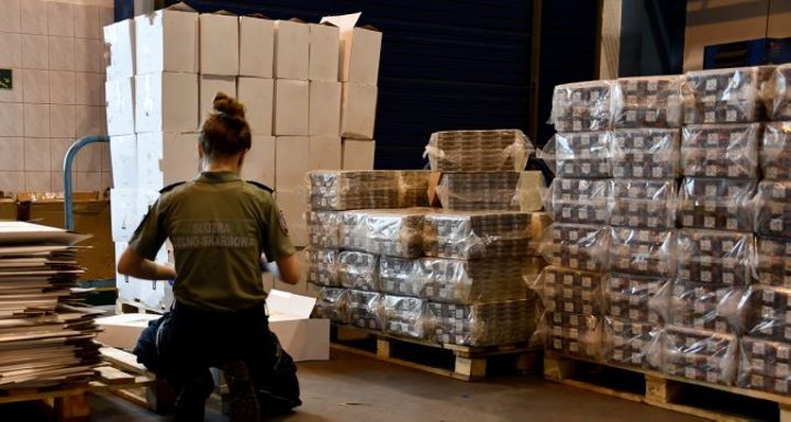 На польско-белорусской границе пресечена контрабанда сигарет на сумму 900 тысяч долларов
