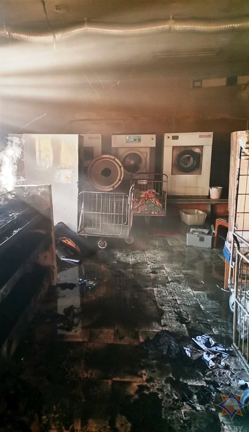 В Кобрине произошел пожар в доме быта