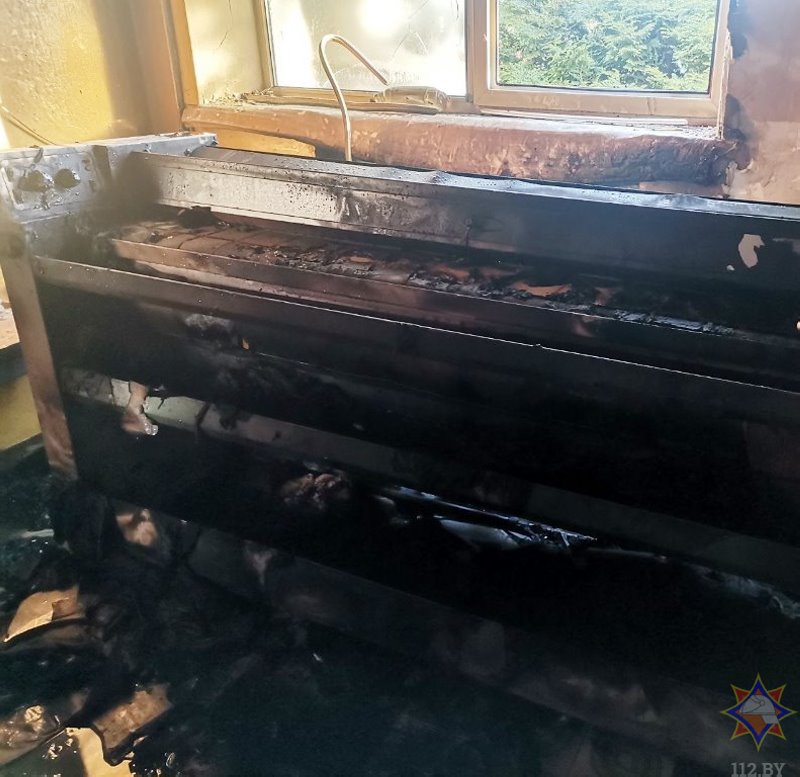 В Кобрине произошел пожар в доме быта