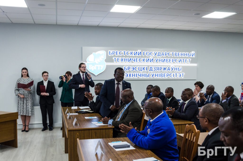 Брестский технический университет заключил соглашения о сотрудничестве с пятью вузами Зимбабве