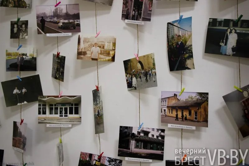 Малиновые пиджаки и «зайцы». В художественном музее Бреста прошла ностальгическая ночь
